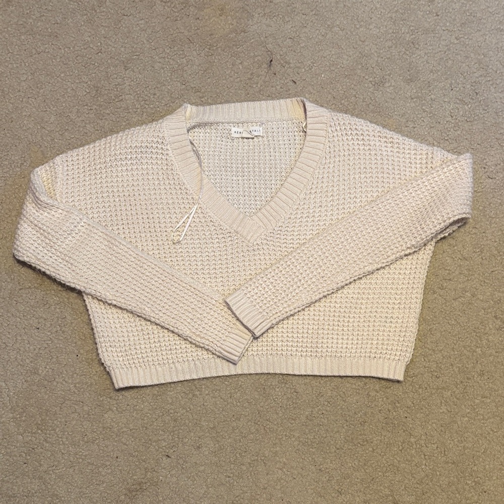 Aeropostale Women's Beige V-Neck Sweater